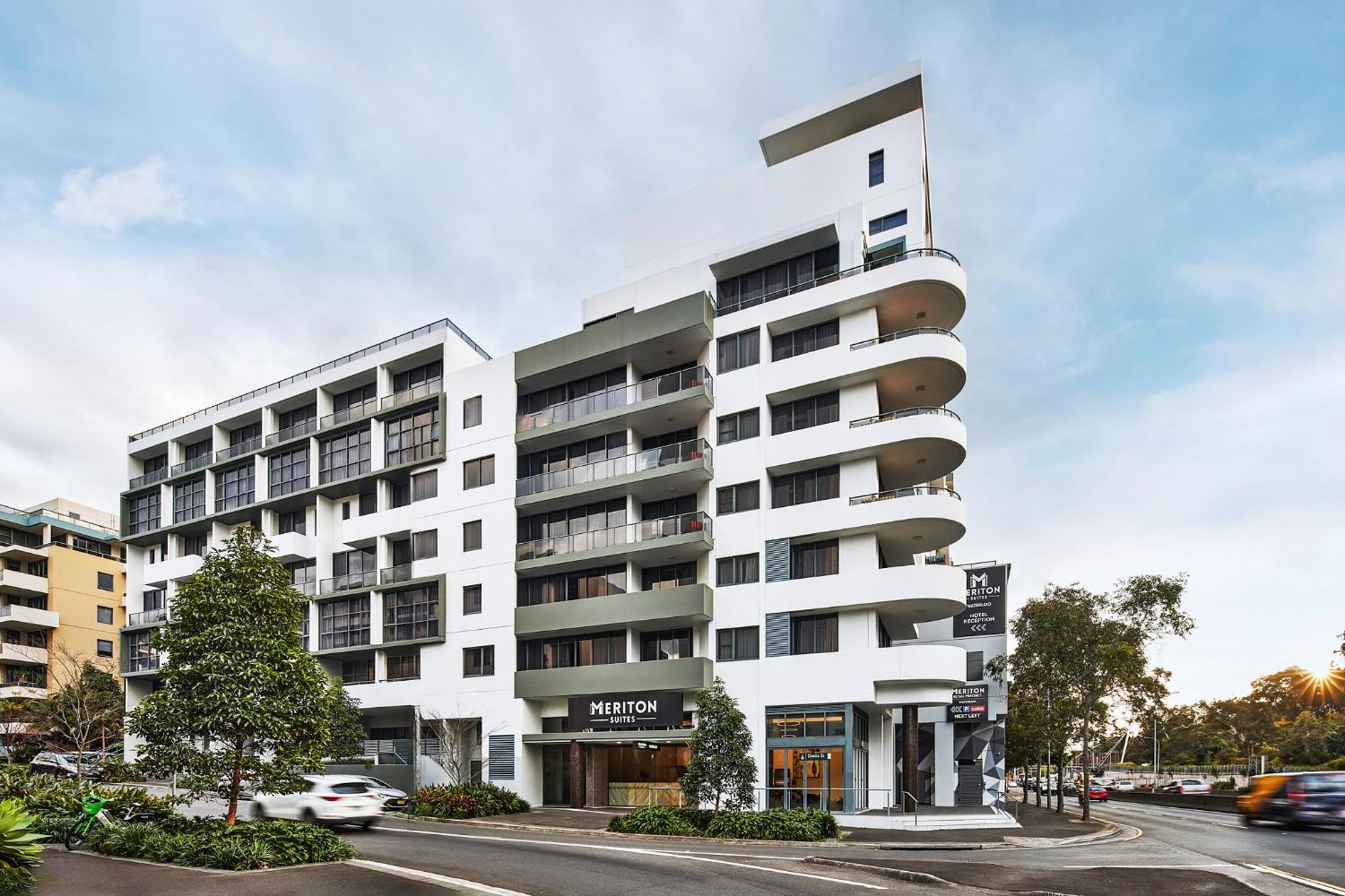 Meriton Suites Waterloo Sydney Kültér fotó Hilton Sydney
