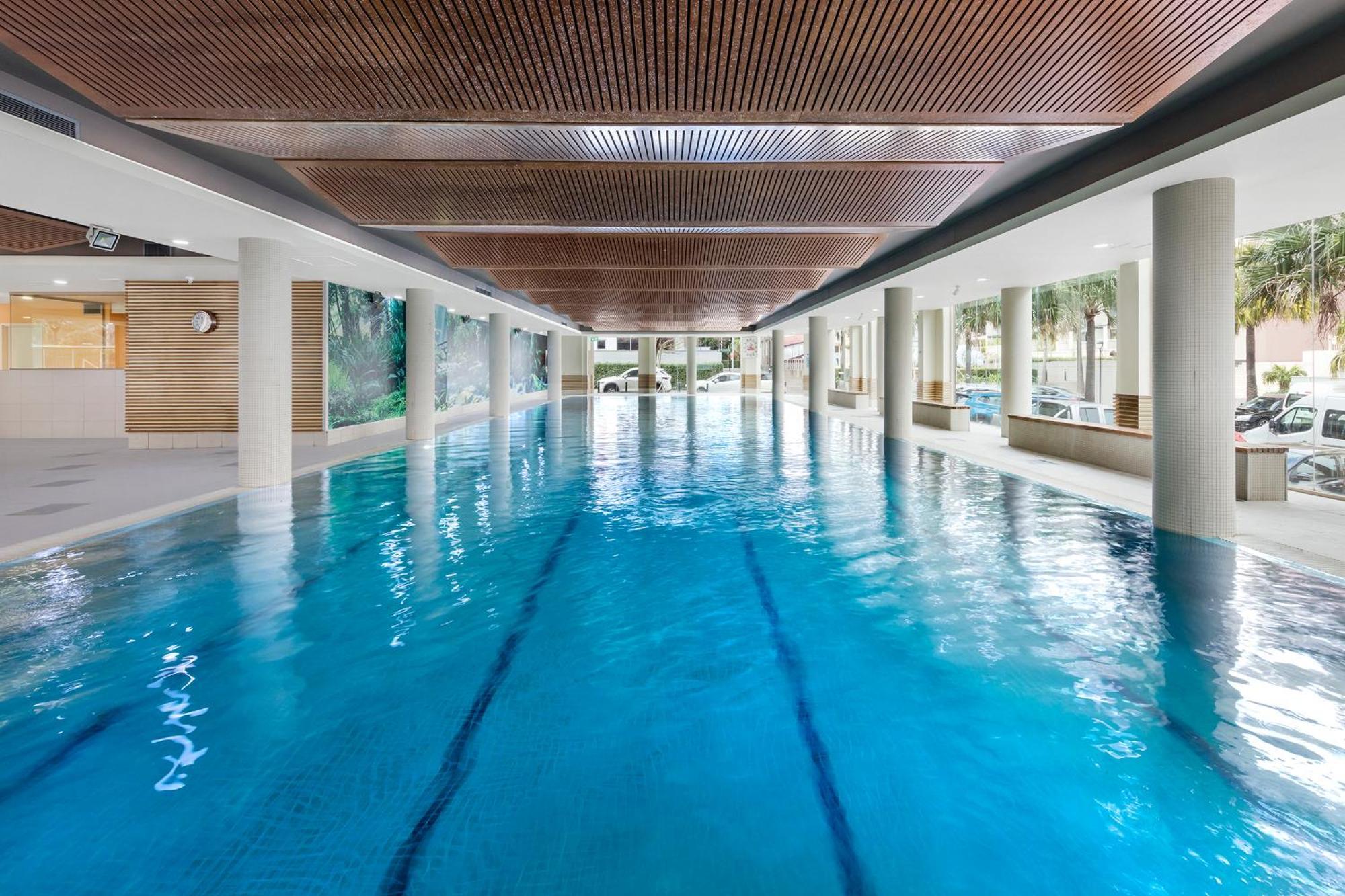 Meriton Suites Waterloo Sydney Kültér fotó The pool at the Royal Adelaide Hospital
